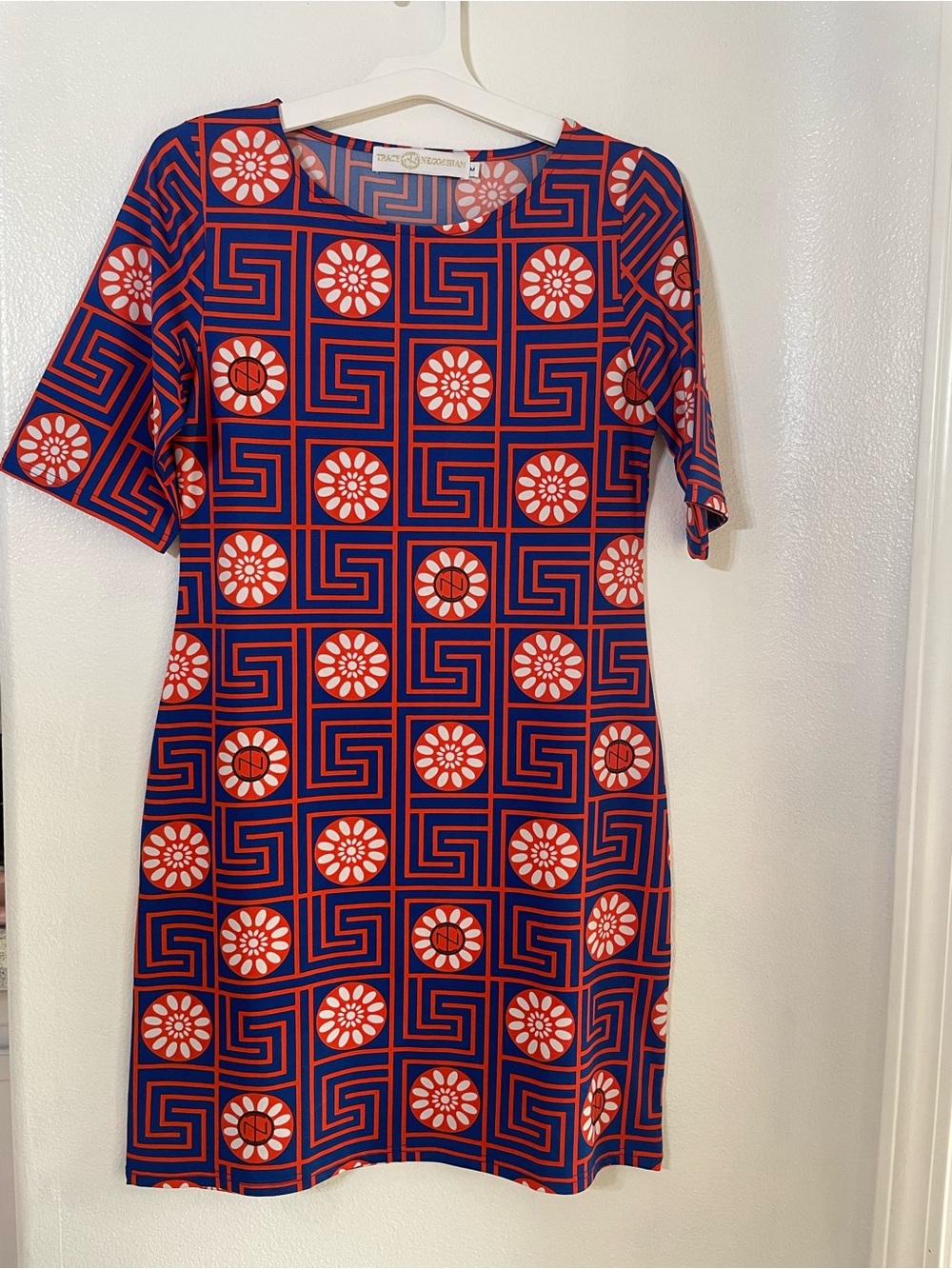 Tracy Negoshian Geometric Print Shift Dress Size M